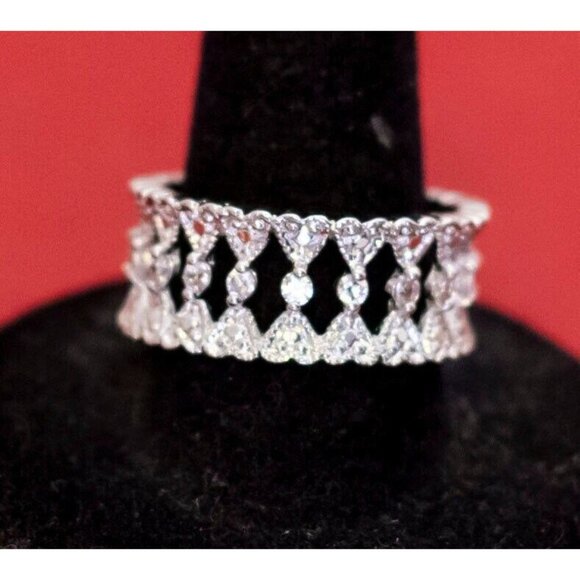 Size 9, Vintage Silver Tone Romantic Hearts Elegant Ring by Avon - F34 - Picture 1 of 3